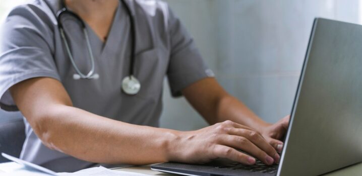 10 motivos para otimizar o uso do prontuário médico eletrônico