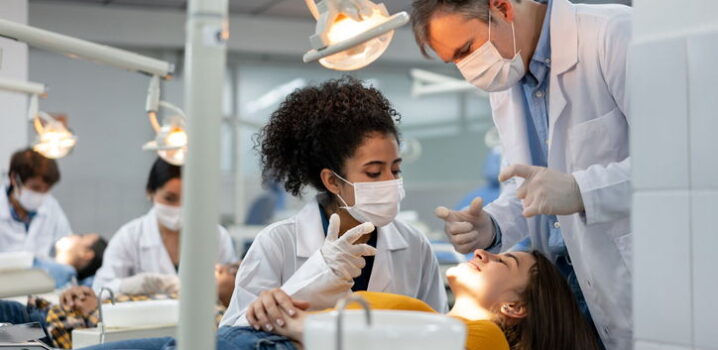 Software para clínica-escola de odontologia: benefícios e porque utilizar