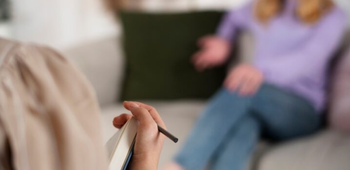 Prontuário de clínica escola de psicologia: o que colocar 