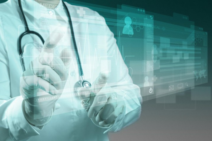 Vantagens de ter um sistema médico na nuvem para a gestão do consultório 