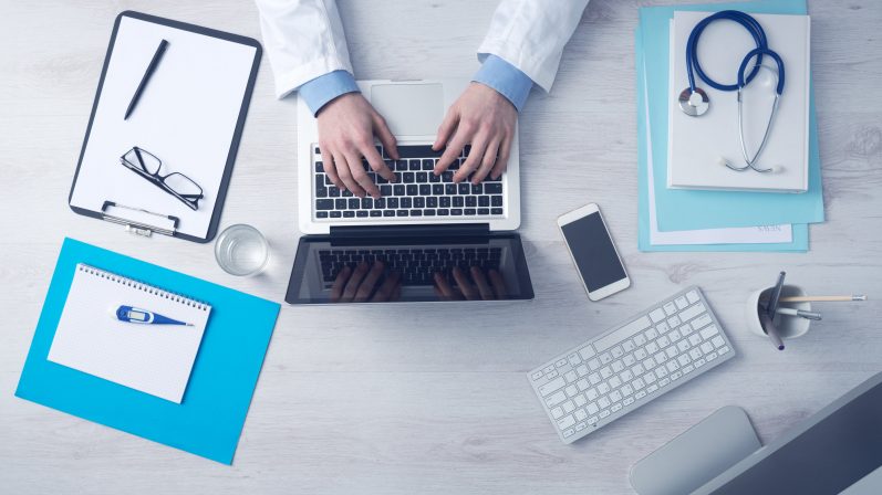 Tecnologia e planejamento: 8 recursos do Clínica nas Nuvens para otimizar o trabalho da equipe clínica