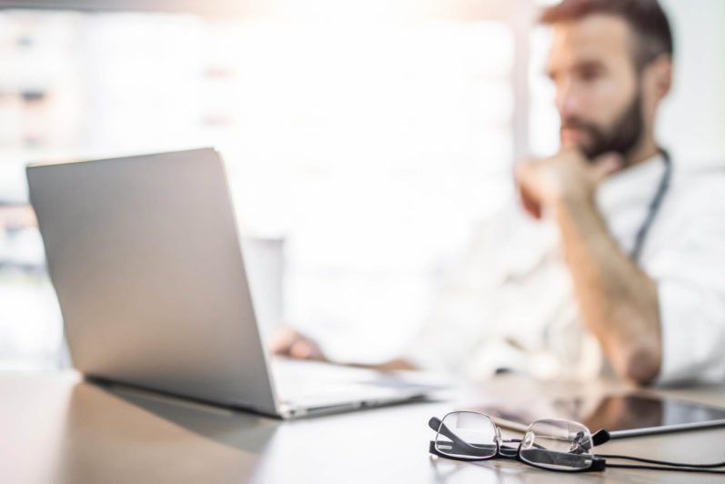 Crescimento dos negócios: como gerenciar clínicas nesse processo?