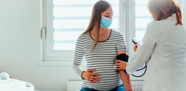Semana Nacional de Prevenção da Gravidez na Adolescência: quais ações promover na sua clínica&nbsp;
