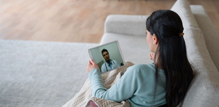 Plantão médico online: como atuar em atendimentos remotos de urgência