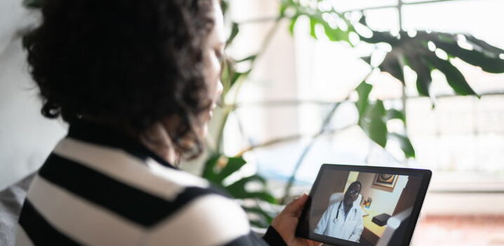 Como fazer consulta online e quais os benefícios para consultórios