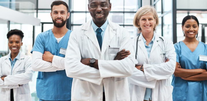 O que é clínica ampliada e as vantagens desse conceito para sua clínica