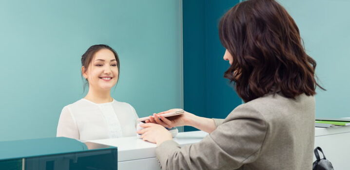 Controle de pagamento de pacientes: Manual x Sistêmico 