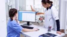 Software de gestão para clínicas especializadas: como adaptar a tecnologia à realidade do seu atendimento 
